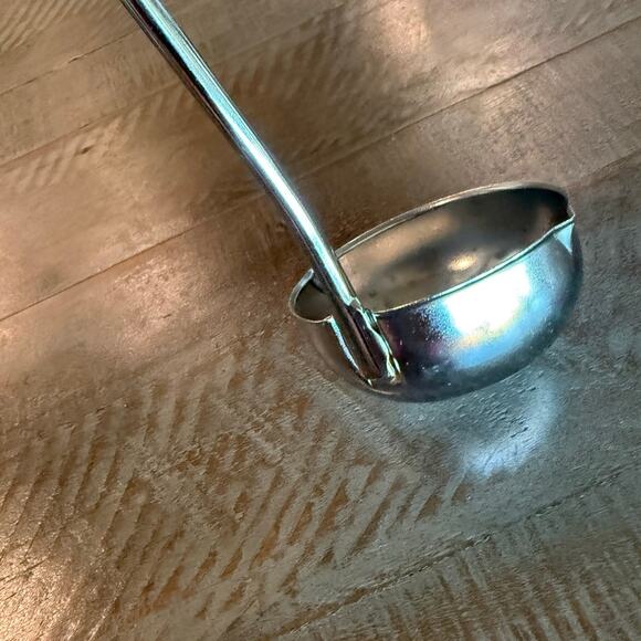 Vintage Ekco Stainless Steel Soup Ladle White Handle Double Spout 10.5" - Picture 3 of 7